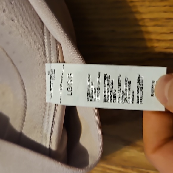 Under Armour large high impacts sports bras - Picture 2 of 3